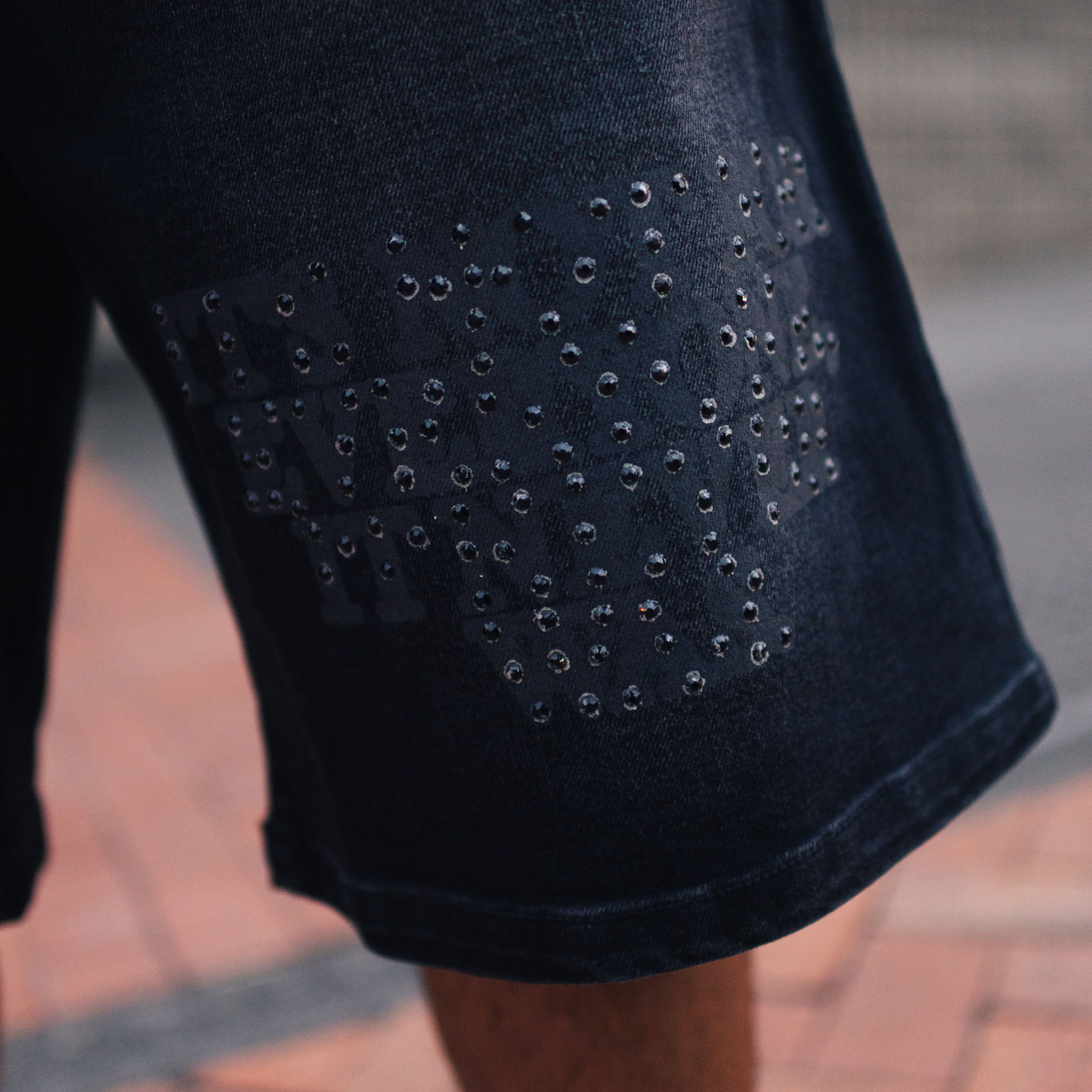 "IT'S NOT FOR EVERYONE" JORTS WASHED BLACK — TONO A TONO