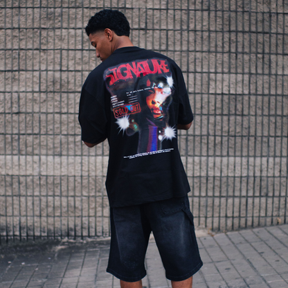SIGNATURE SPRAY GRAPHIC T-SHIRT BLACK