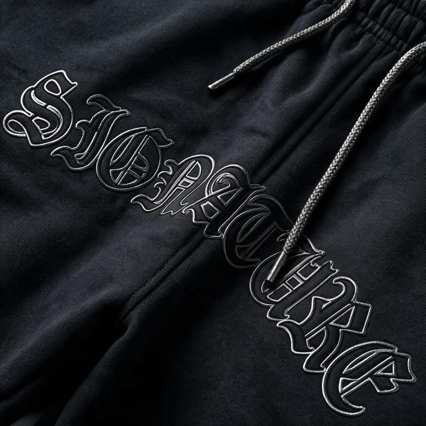 Line Gothic Signature Straightpants Negro