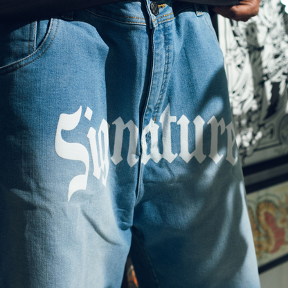 SIGNATURE LOGO JORTS LIGHT BLUE
